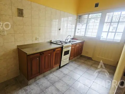 Depto Tipo Casa en Alquiler en Villa Crespo, $ 630.000