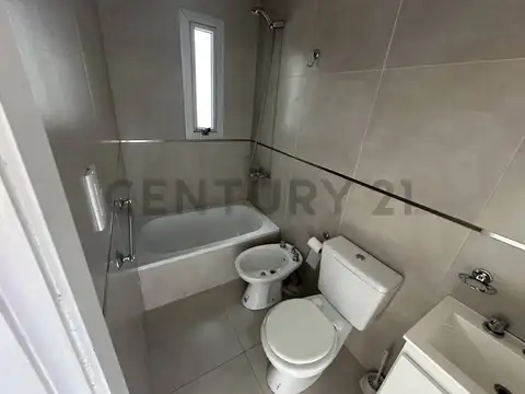 calle 35 entre 6 y 7 500, Piso 2