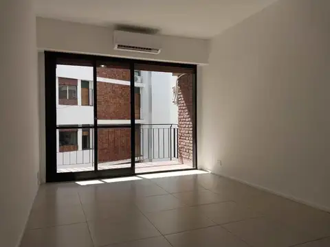 Departamento en Alquiler en Martinez, $ 800.000