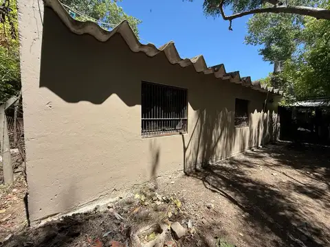 Galpon en Venta 70  mts Fondo