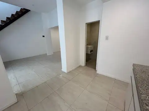 Depto Tipo Casa en Venta 3 años