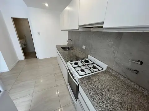 Depto Tipo Casa en Venta en Monte Castro, USD 130.000