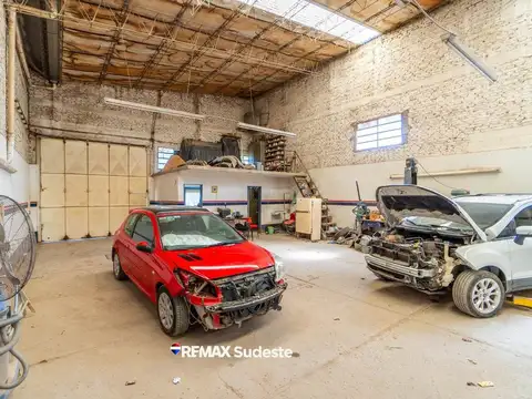 Galpon en Venta en Bahia Blanca, USD 160.000