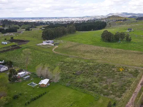 LOTE AMPLIO EN VENTA EN TANDIL