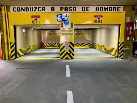 Cochera en Centro