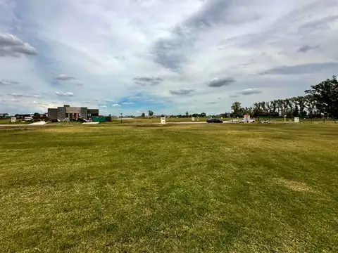 Caceres s/n entre ruta 58, km 9,5 y Av. Sargento Cabral