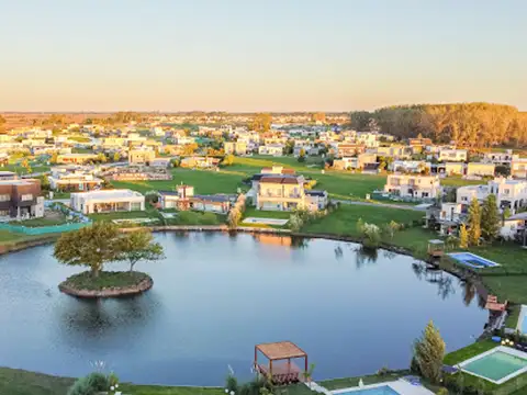 Terreno en Venta de 818,0 m2