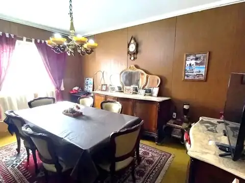 Local en Venta 61 años