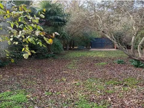 459 e/ 21d y Camino General Belgrano