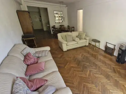 Departamento 4 ambientes con 2 baños