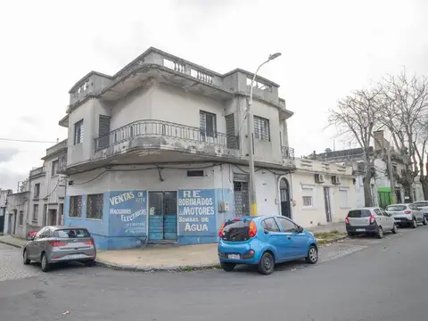 venta casa y  2 locales  la comercial