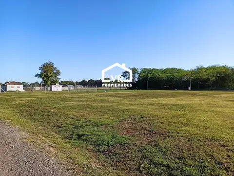 Barrio Parque Los Robles, Parada Robles, Exaltación de la Cruz .