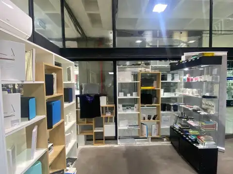 Local en Alquiler 50 años