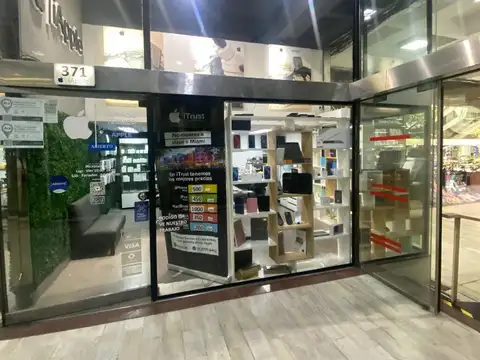 Local en alquiler en Galería Jardín –  San Nicolas