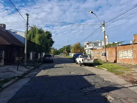 Terreno en Venta en El Palomar, USD 370.000