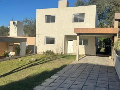 VENTA DUPLEX HOUSING VILLA ALLENDE 3 DORMITORIOS