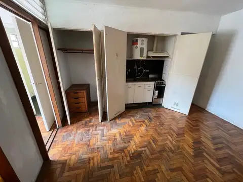 Departamento en Alquiler en Balvanera, $ 450.000