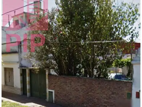 CASA DE DOS AMBIENTES EN LOTE PROPIO DE 10 X 22