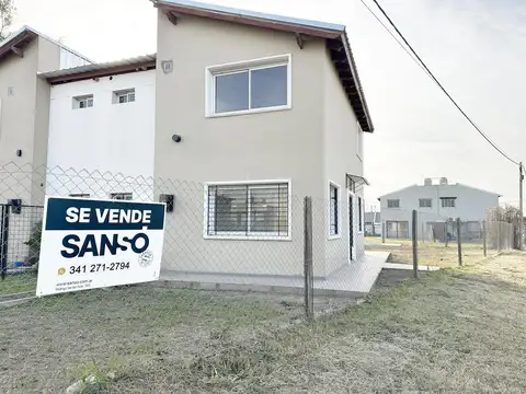 Casa en Venta Soldini, Santa Fe, 3 dormitorios con parrillero y pileta!