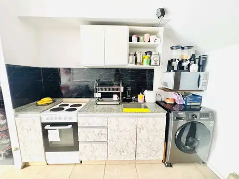 Venta PH de 3 ambientes en Nueva Pompeya con patio y entrada independiente 5 años de antigüedad