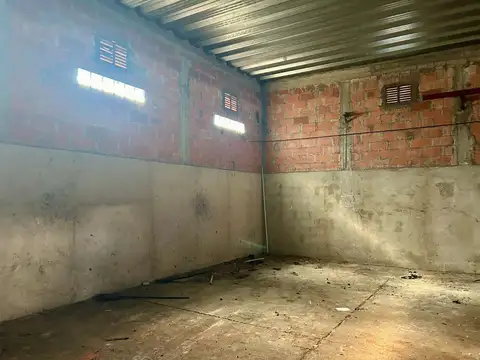 GALPON 2000 METROS - LOMAS DE ZAMORA