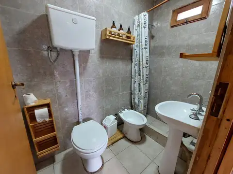 Casa en Venta con 4 cocheras