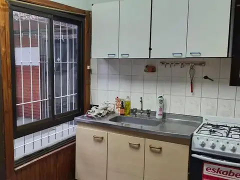 Depto Tipo Casa en Alquiler 50 años