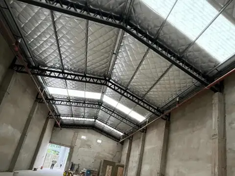 Colectora Sur Acceso Oeste 7800