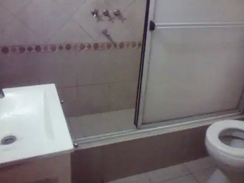 Casa en Venta en Rafael Calzada, USD 90.000