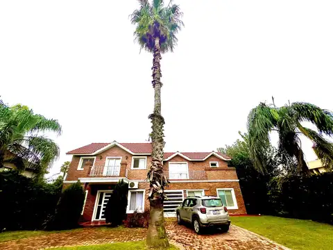 Casa en Venta al Este