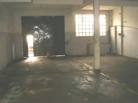 Galpon en Venta 10  mts Frente