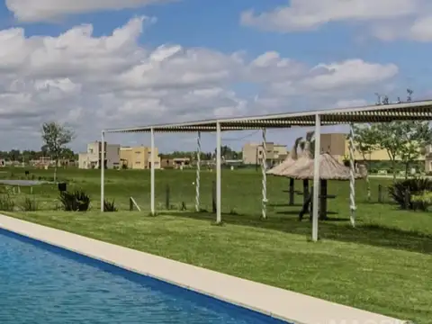 Terreno en Venta 25  mts Fondo