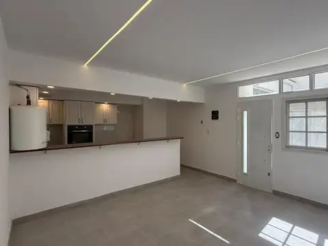 Depto Tipo Casa en Venta de 2 ambientes