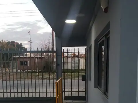 Venta Nave Industrial/Galpon con oficina a estrenar dentro de Polo Industrial en Burzaco