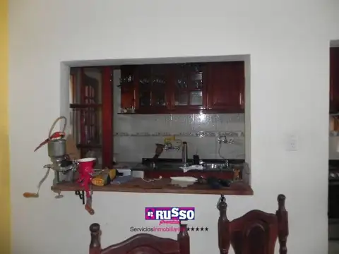 Casa 4 ambientes con 3 baños