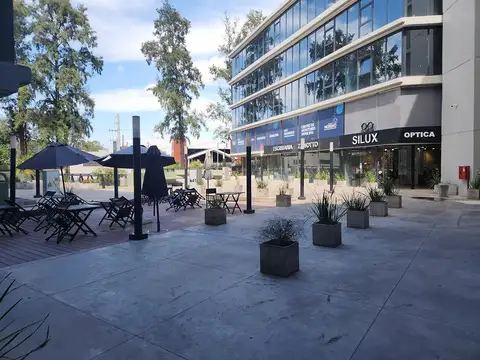 Oficina en Alquiler al Sur