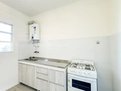 Departamento en Alquiler en La Lucila-Vias/Maipu, $ 750.000