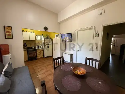 VENTA PH 3 AMBIENTES CON PATIO EN PLANTA BAJA