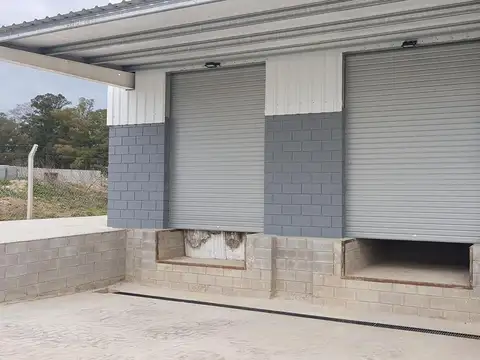 ALQUILER EXCELENTE U$S 5,3 x mts Nave premium Polo Ezeiza