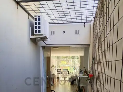 Local en venta en La Plata