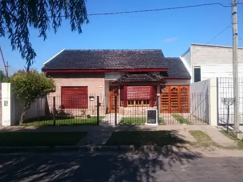 Republica Del Salvador 400