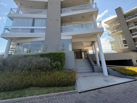 Avenida del Puerto 600