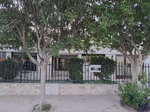 De los Friulanos 6300