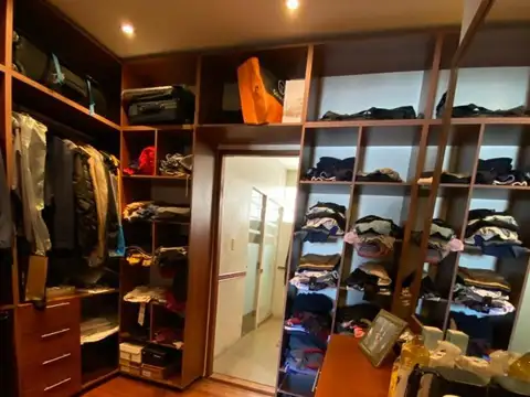 Departamento en Venta de 4 dormitorios