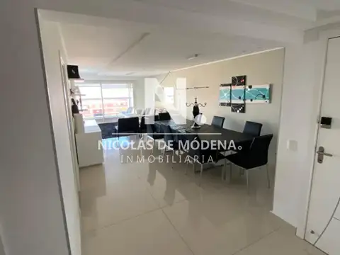 Departamento en Venta en Playa Mansa, USD 650.000