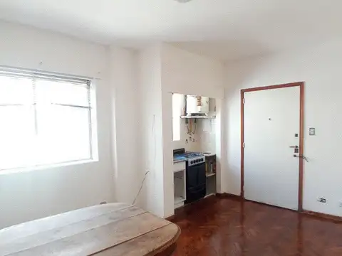 MUY LINDO MONOAMBIENTE EN LA CALLE BALCARCE AL 1300, SAN TELMO