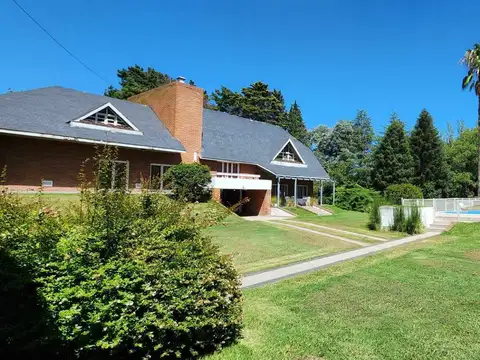 Quinta en Venta en Mercedes, USD 700.000