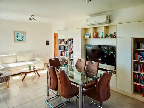 Av. Roque Saenz Peña 2200, Piso 10