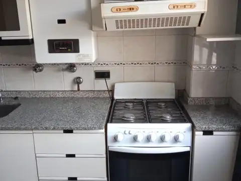 OPORTUNIDAD! DEPARTAMENTO MACROCENTRO.