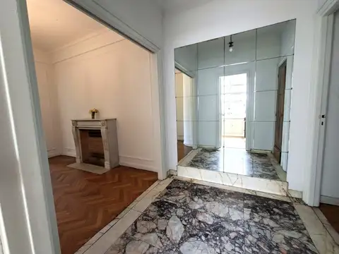 Departamento en Venta de 4 dormitorios